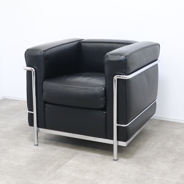 【美品】正規品 Cassina カッシーナ LC2 1人掛けソファ ル・コルビュジエ 本革 刻印あり No.3【11A2210048】