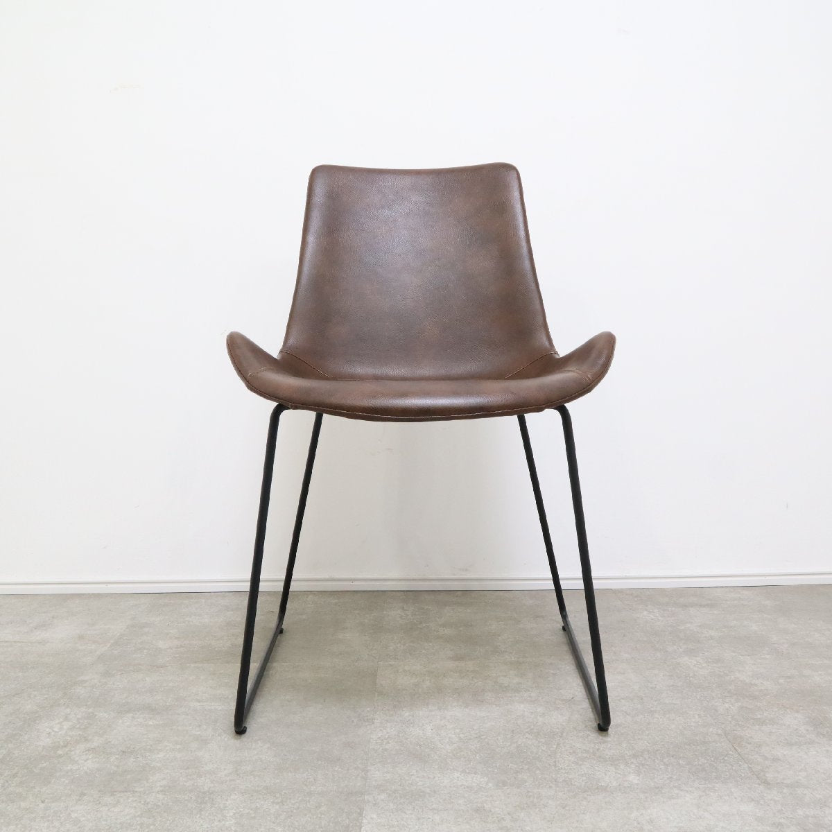 革キズあり a.depeche パニッシュチェア PUNISH CHAIR a.depeche PUNISH chair / アデペシュ パニッシュ チェア