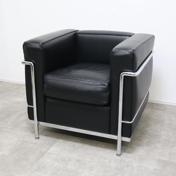 【美品】正規品 Cassina カッシーナ LC2 1人掛けソファ ル・コルビュジエ 本革 刻印あり No.4【12B2211055】