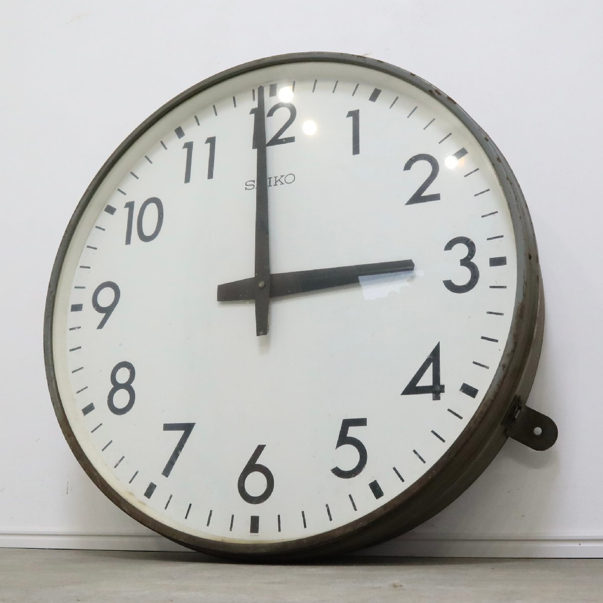 直径約70cm！学校にあった？？SEIKO 大型壁掛け時計【12E2212031