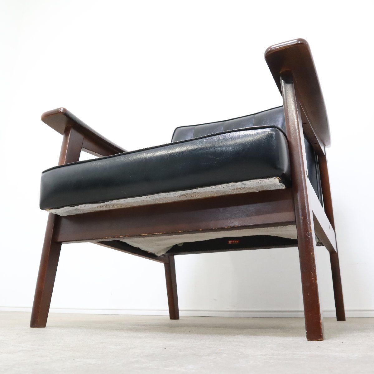 オールドカリモク 希少な赤ロゴ！1人掛けソファ – バナルオンライン