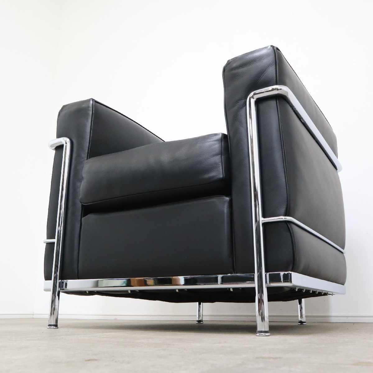 正規品 Cassina カッシーナ LC2 1人掛けソファ ル・コルビュジエ 本革